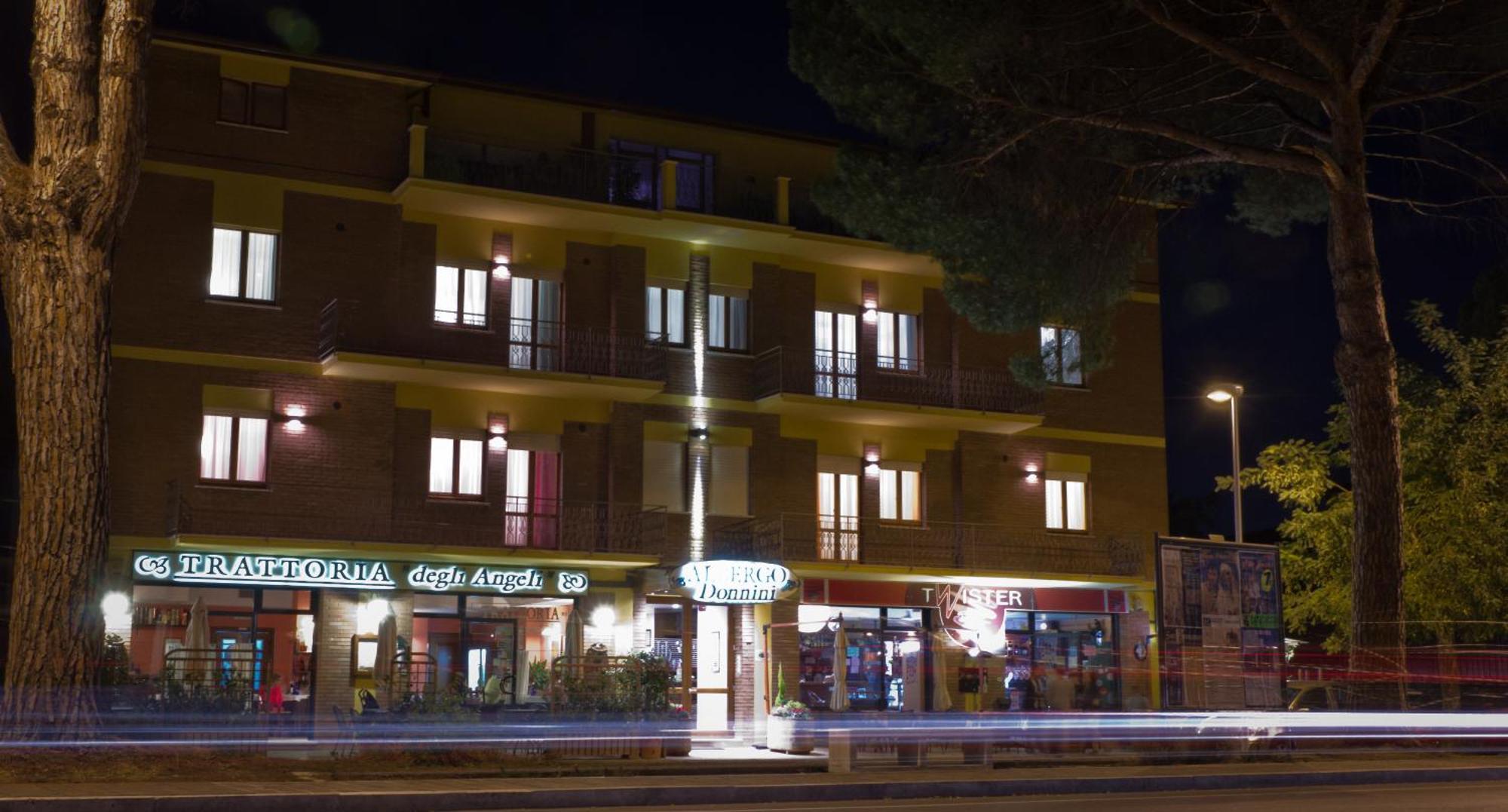 Hotel Donnini Assisi Bagian luar foto